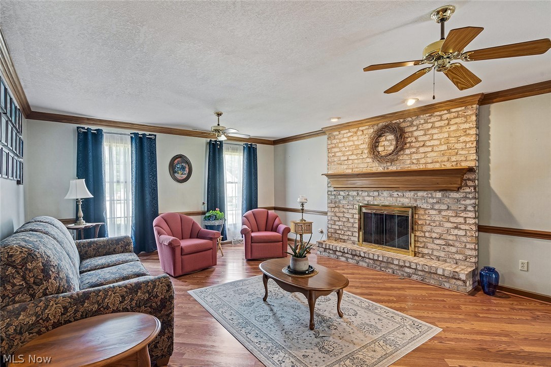 3053 Chablis Lane Property Photo 8