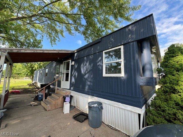 1719 Robin Circle Property Photo 1