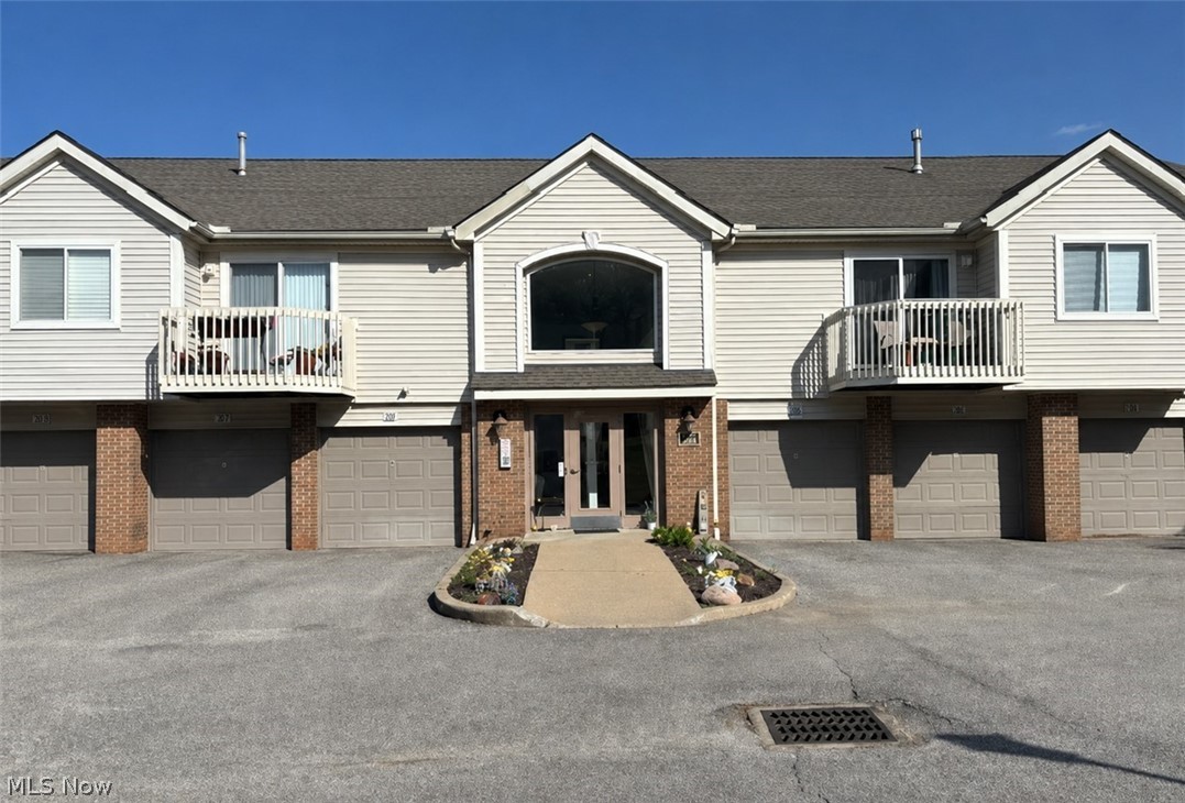 1411 Buckingham Gate Boulevard