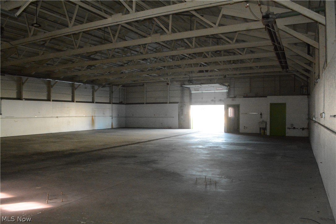 1760 Root Road Property Photo 3