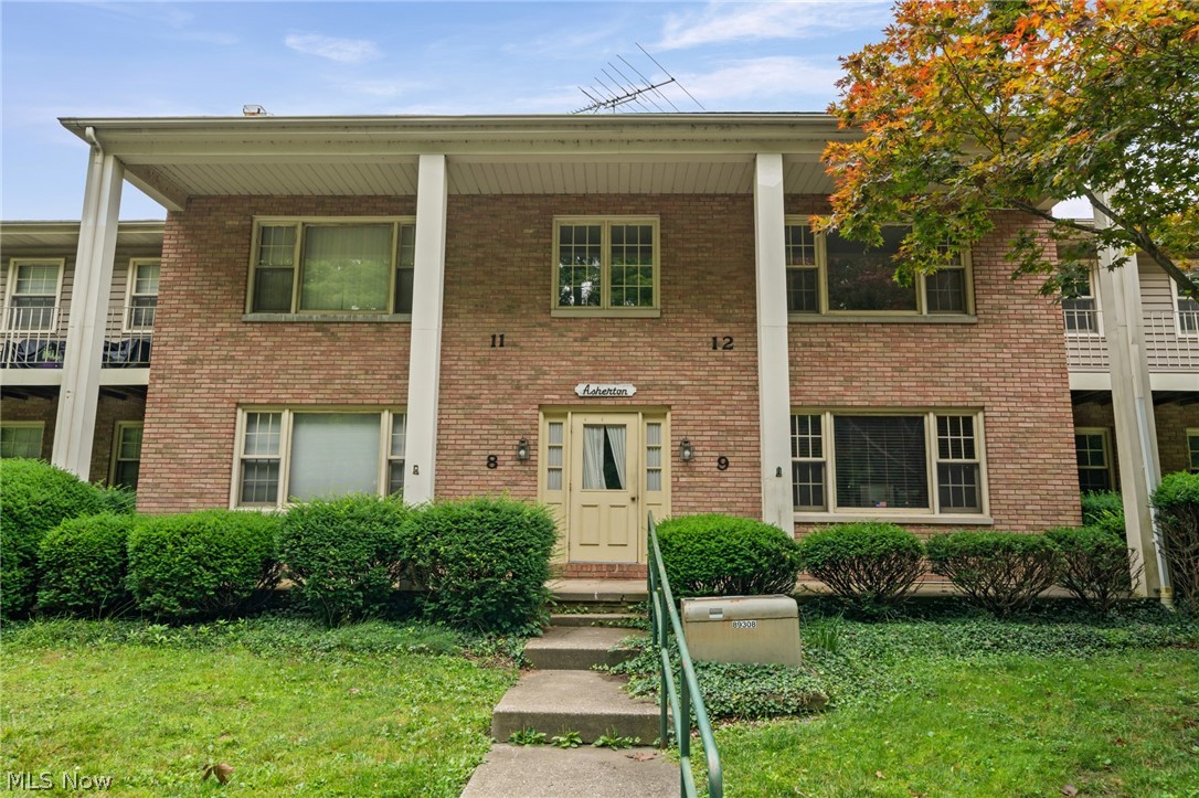 410 Lafayette Road 12