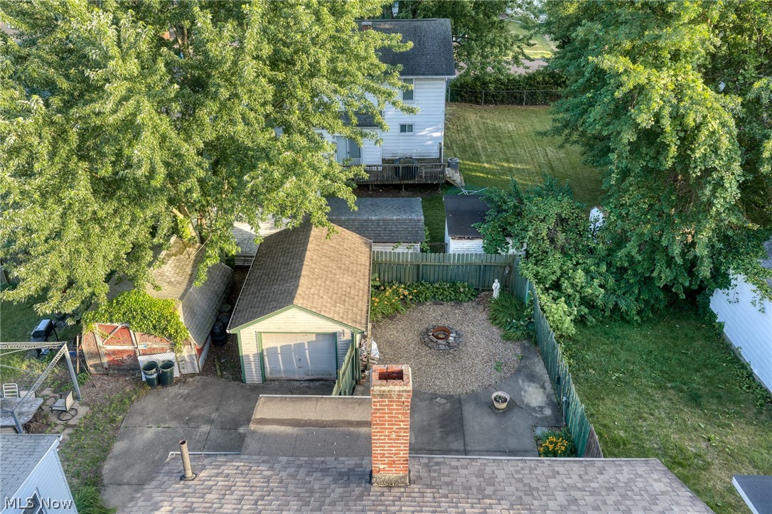 1628 May Place Ne Property Photo 46