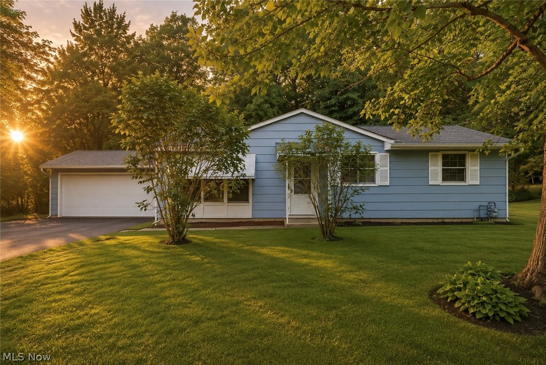 13099 Dorothy Drive Property Photo 1