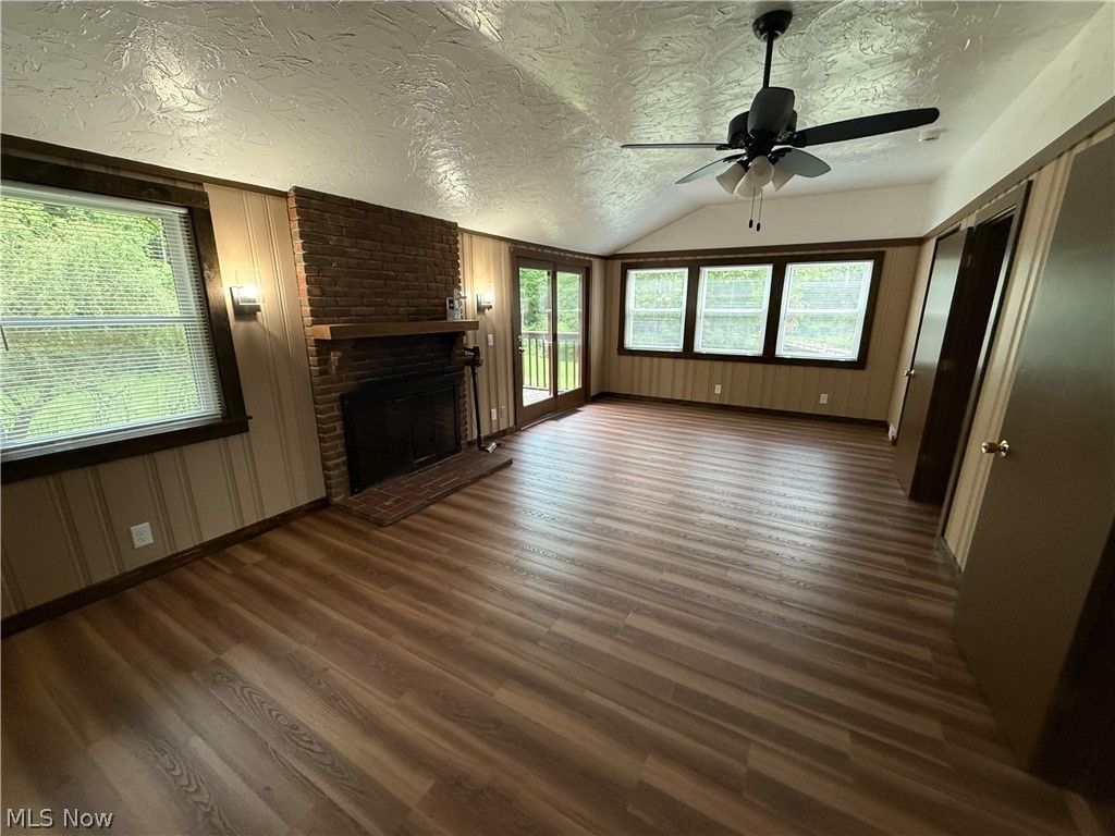 9658 Fairmount Road Property Photo 2