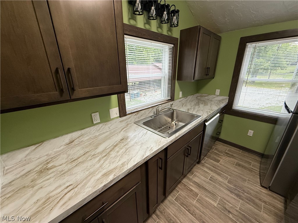 9658 Fairmount Road Property Photo 6