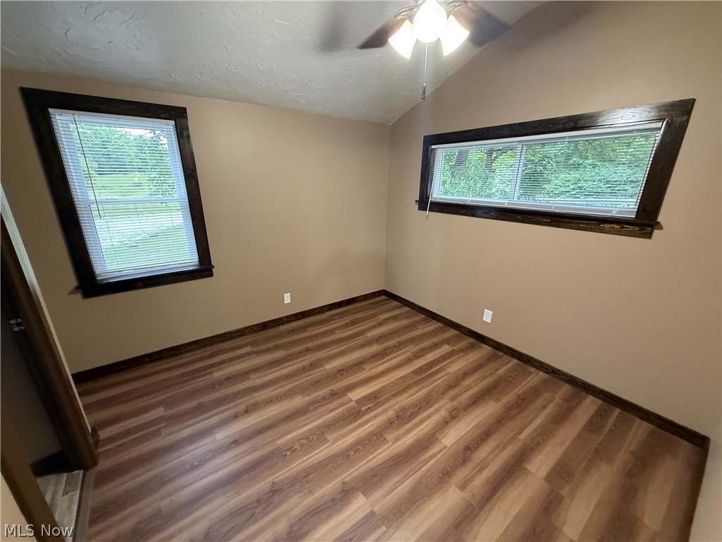 9658 Fairmount Road Property Photo 7