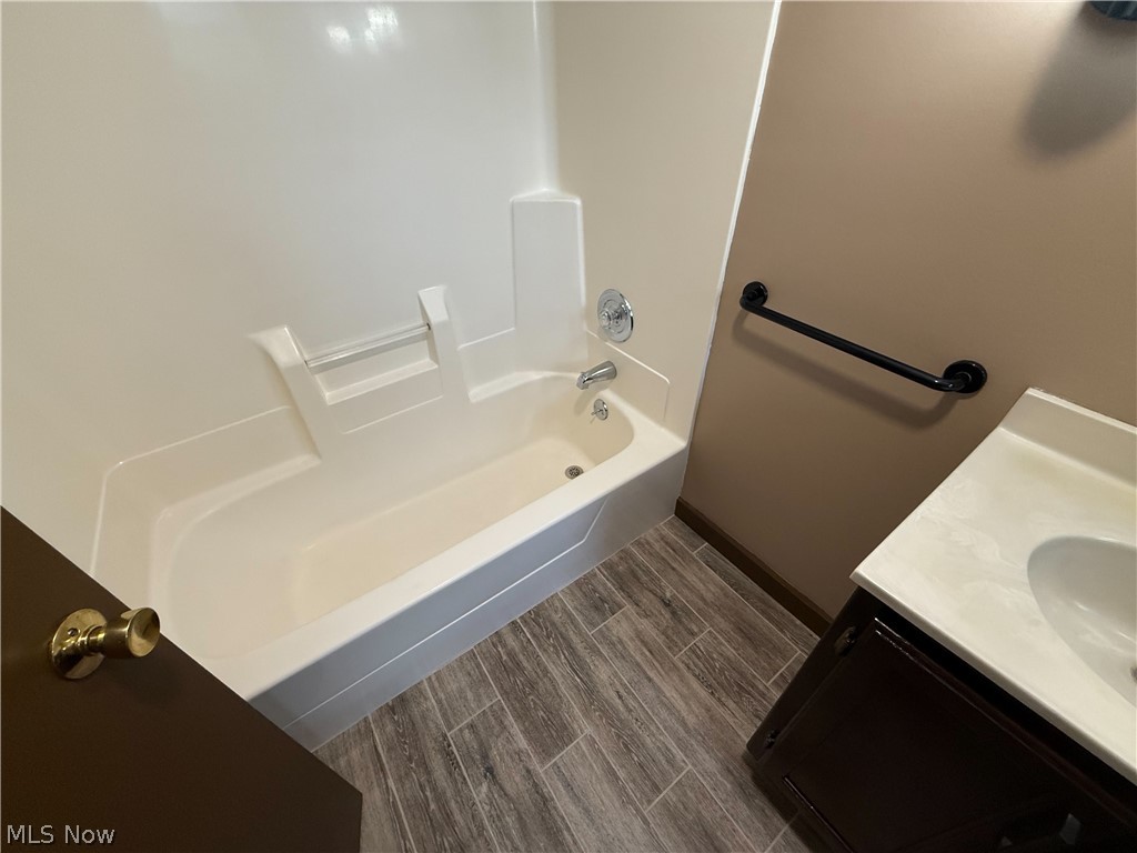 9658 Fairmount Road Property Photo 10