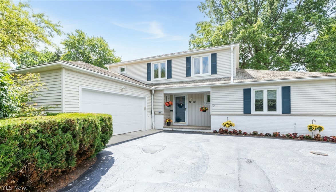 24100 Shaker Boulevard Property Photo 1