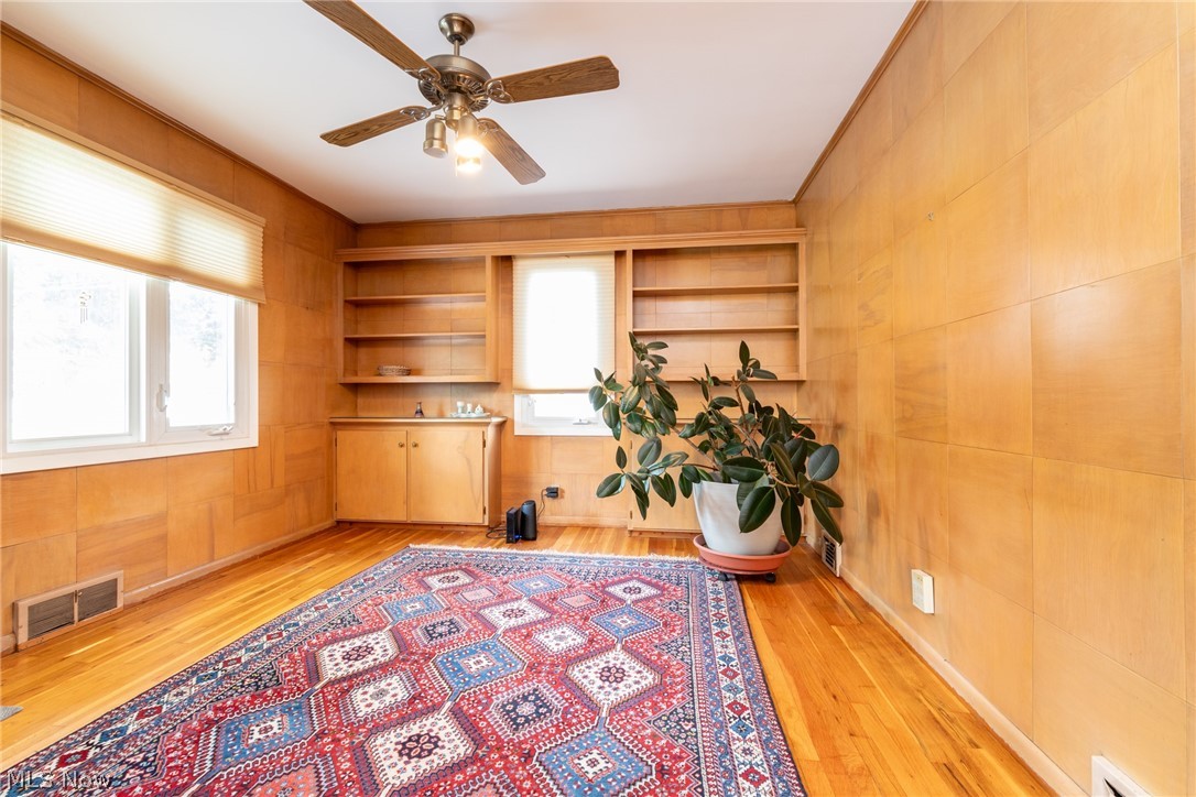 24100 Shaker Boulevard Property Photo 18