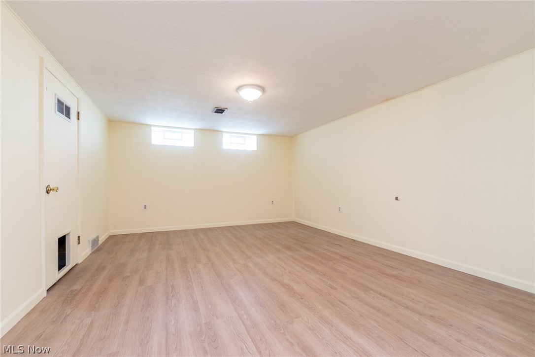 24100 Shaker Boulevard Property Photo 30