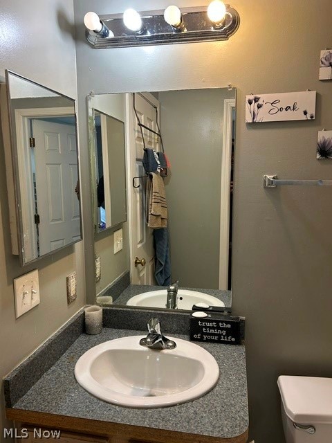 2163 E 46th Street Property Photo 32