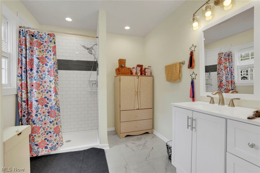 425 Taylor Street Property Photo 25