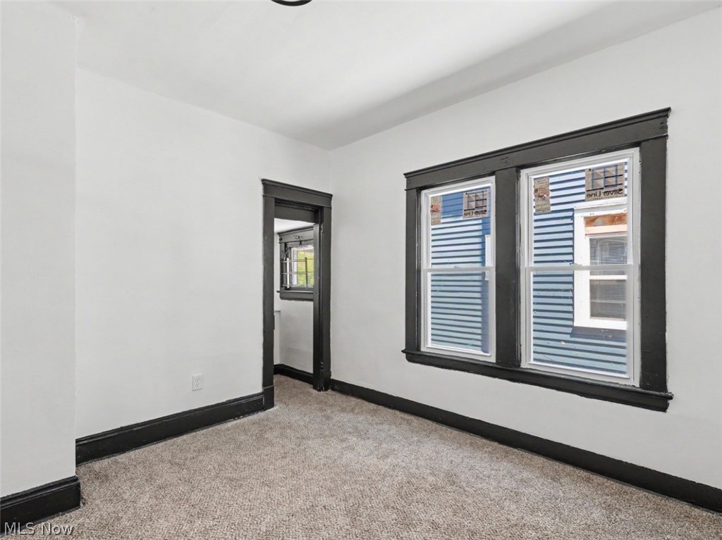 12432 Saywell Avenue Property Photo 6