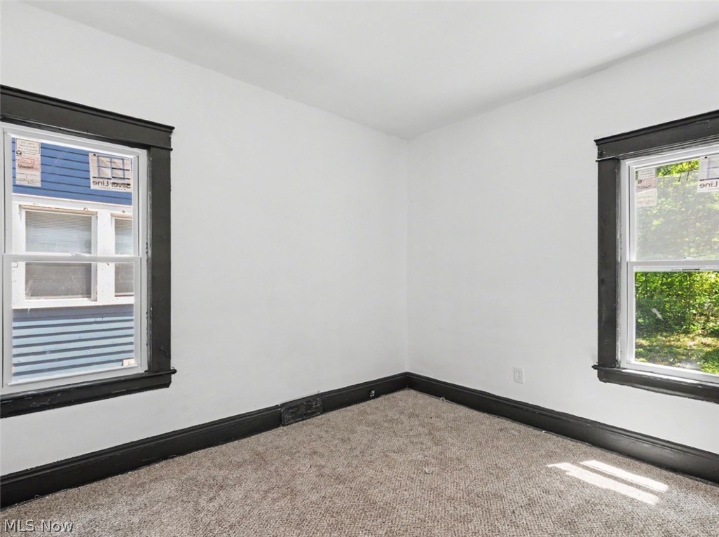 12432 Saywell Avenue Property Photo 7
