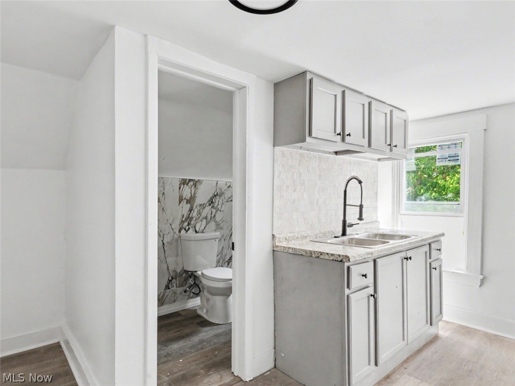 12432 Saywell Avenue Property Photo 16