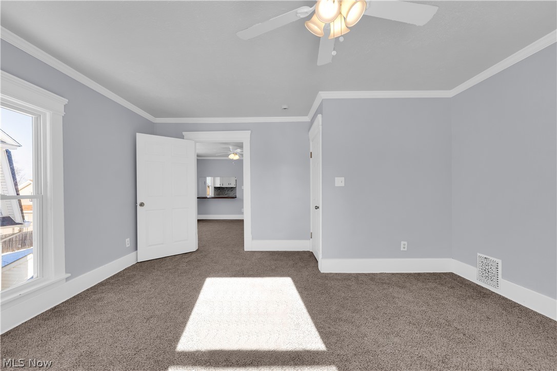 1026 W 4th Street 2/up Property Photo 6