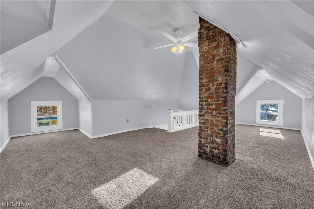 1026 W 4th Street 2/up Property Photo 16