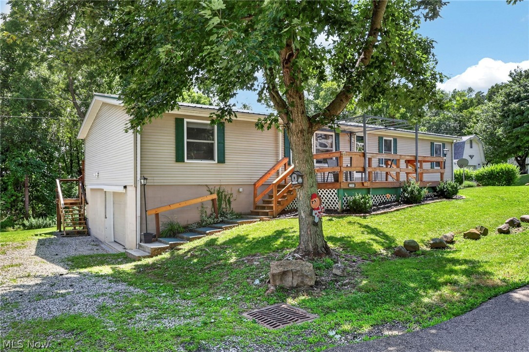 23393 Hideaway Drive Property Photo 3