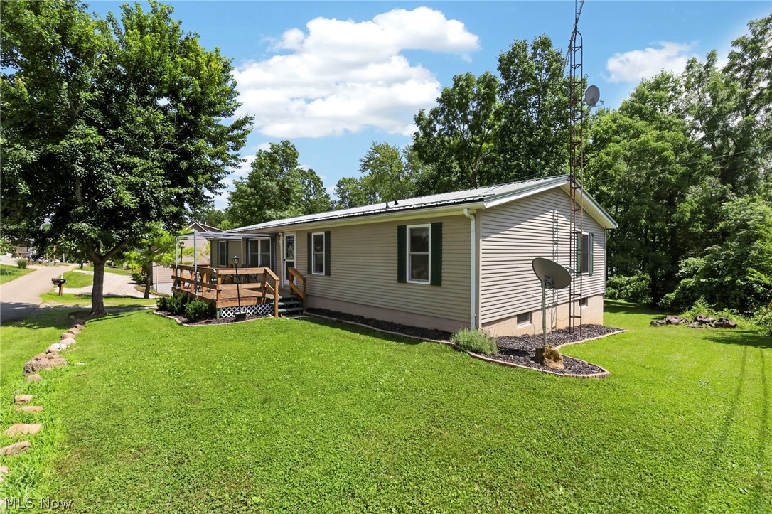 23393 Hideaway Drive Property Photo 5