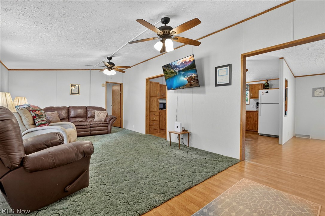 23393 Hideaway Drive Property Photo 8