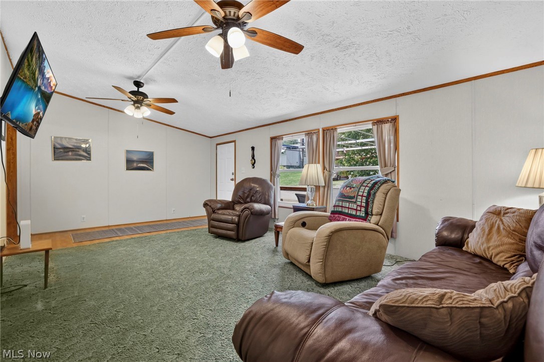 23393 Hideaway Drive Property Photo 9