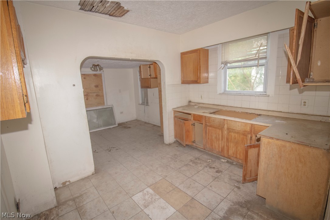 12707 Harvard Avenue Property Photo 7