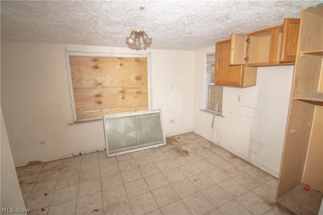 12707 Harvard Avenue Property Photo 8