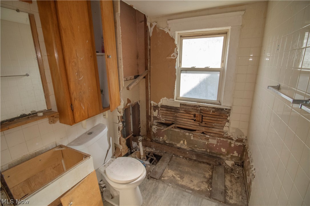 12707 Harvard Avenue Property Photo 11