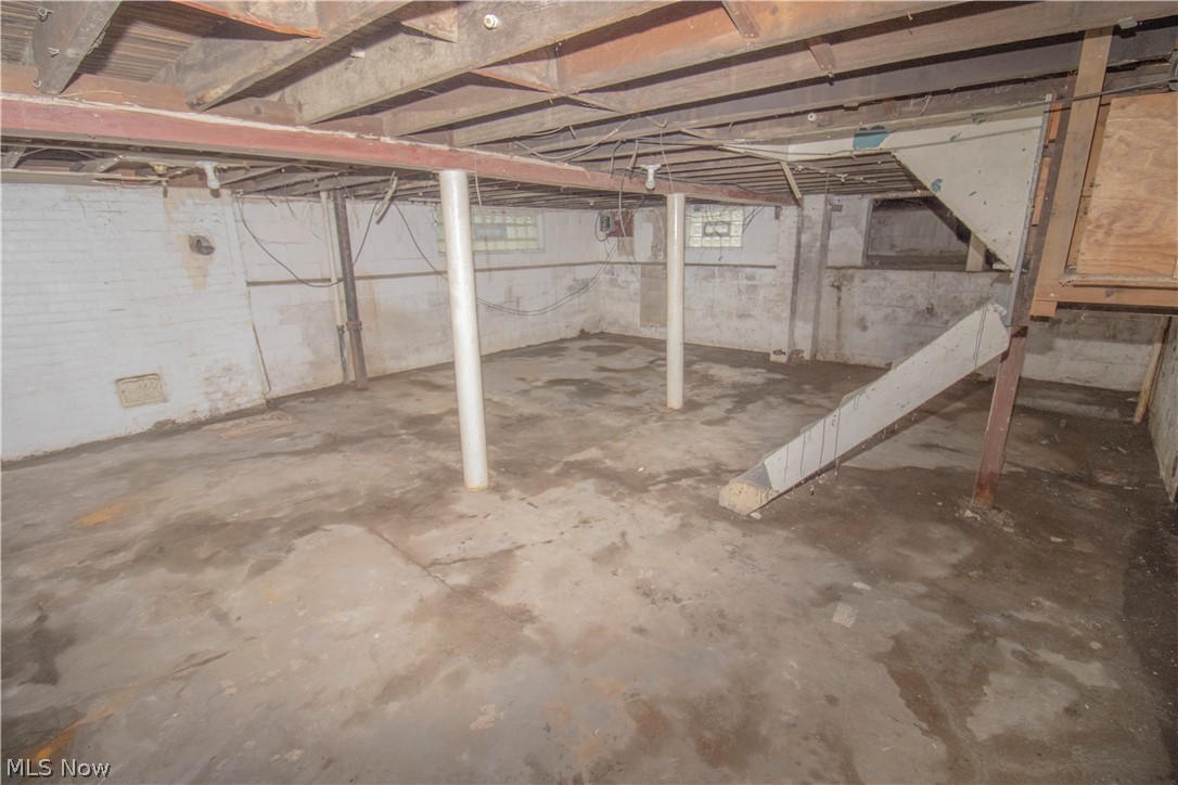 12707 Harvard Avenue Property Photo 16