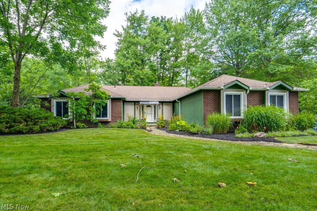 32771 N Burr Oak Drive