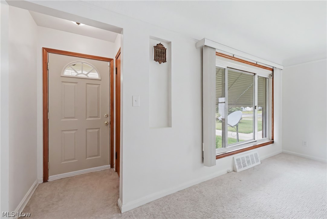 839 E 260th Street Property Photo 16