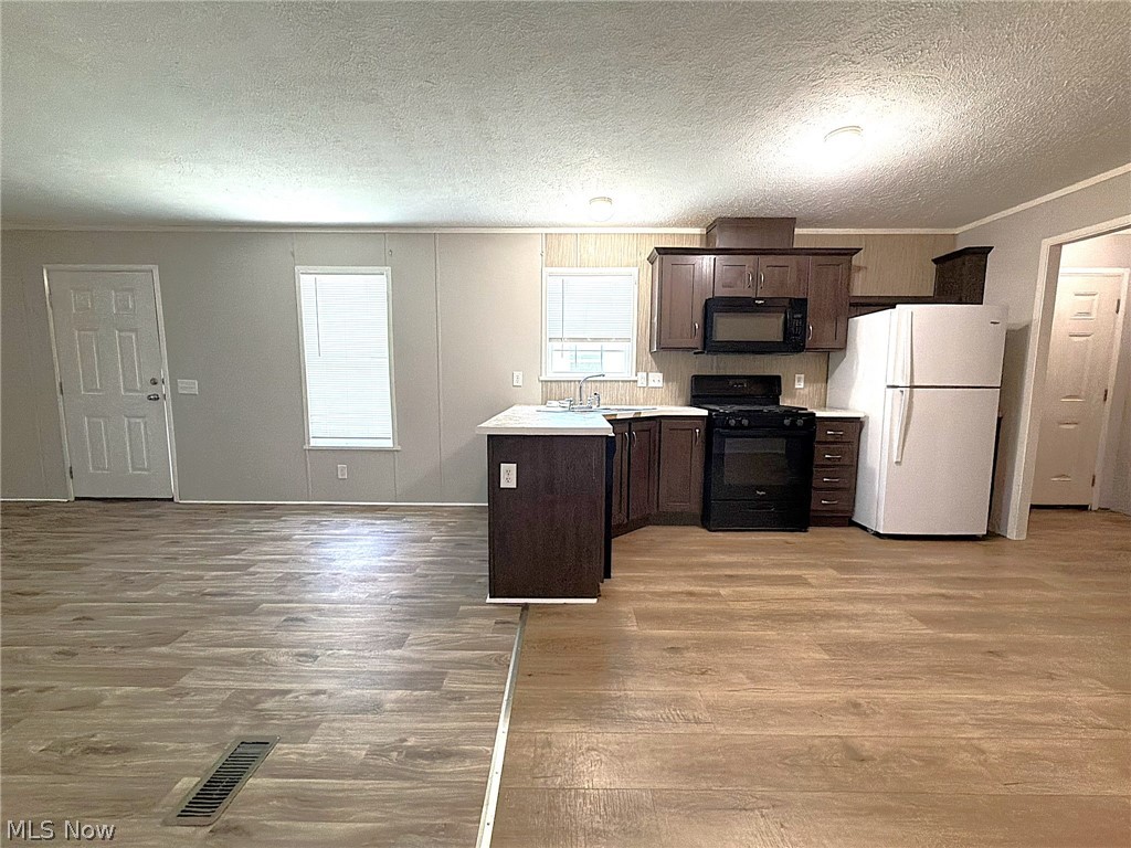 144 Virginia Avenue Property Photo 8