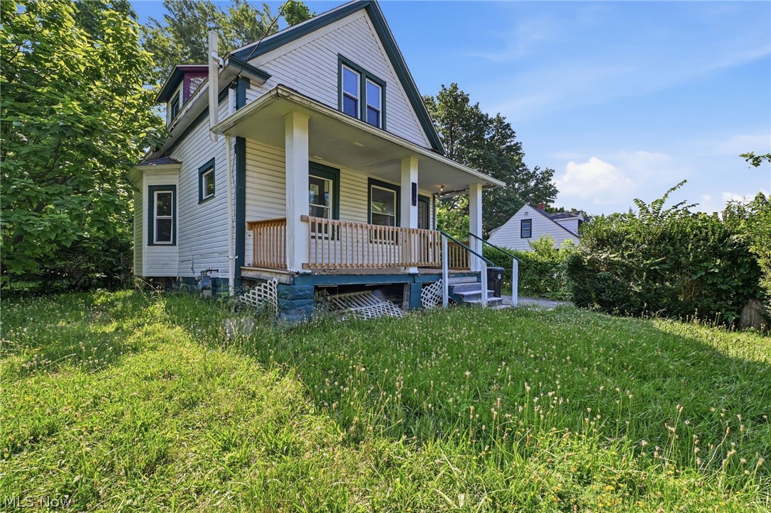 3337 E 143rd Street