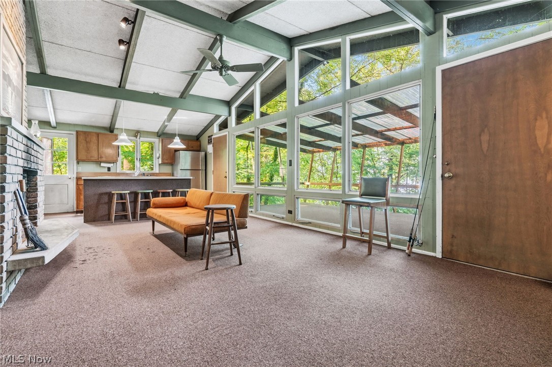 511 W Shore Drive Property Photo 11