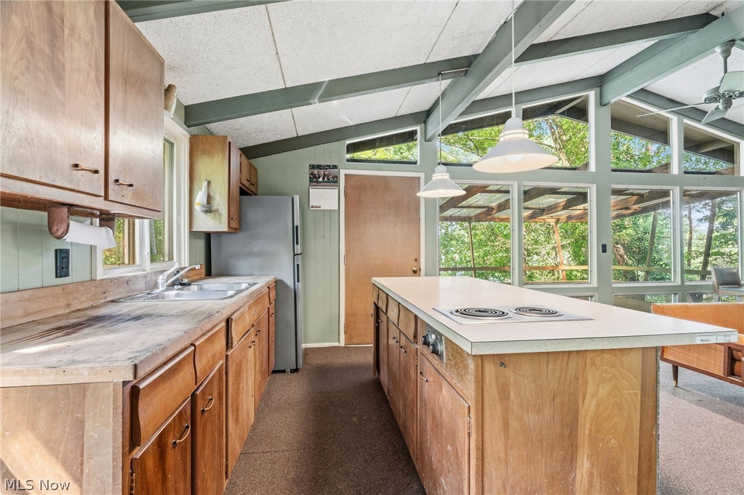 511 W Shore Drive Property Photo 14