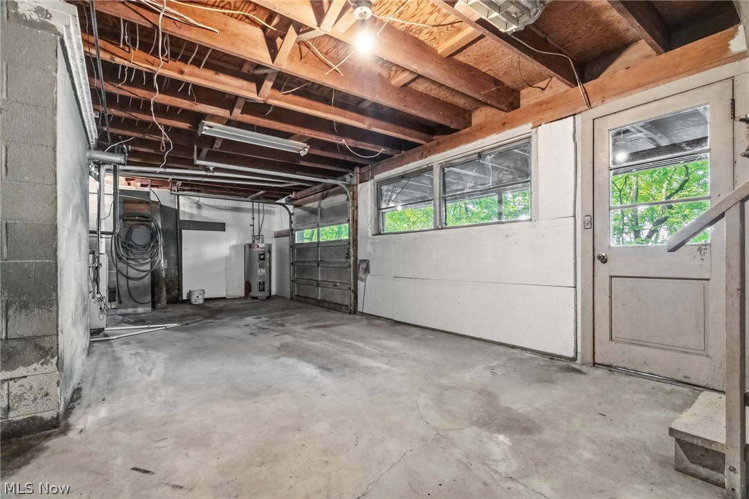511 W Shore Drive Property Photo 24