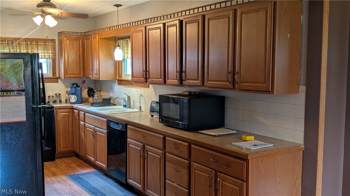 1020 E Lincoln Way Property Photo 13