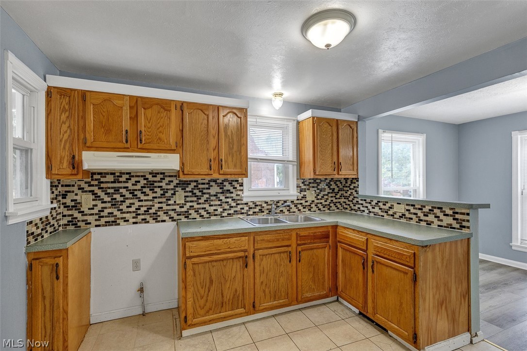 5597 South Boulevard Property Photo 13