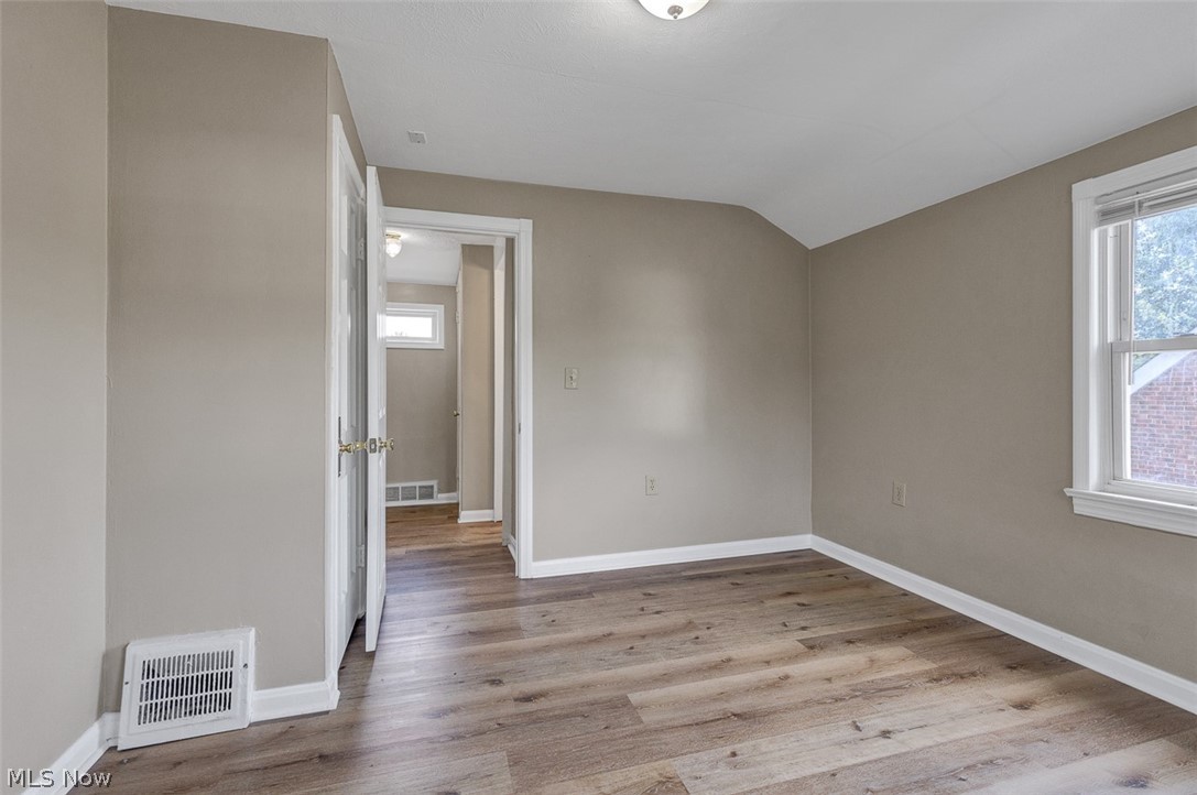 5597 South Boulevard Property Photo 16