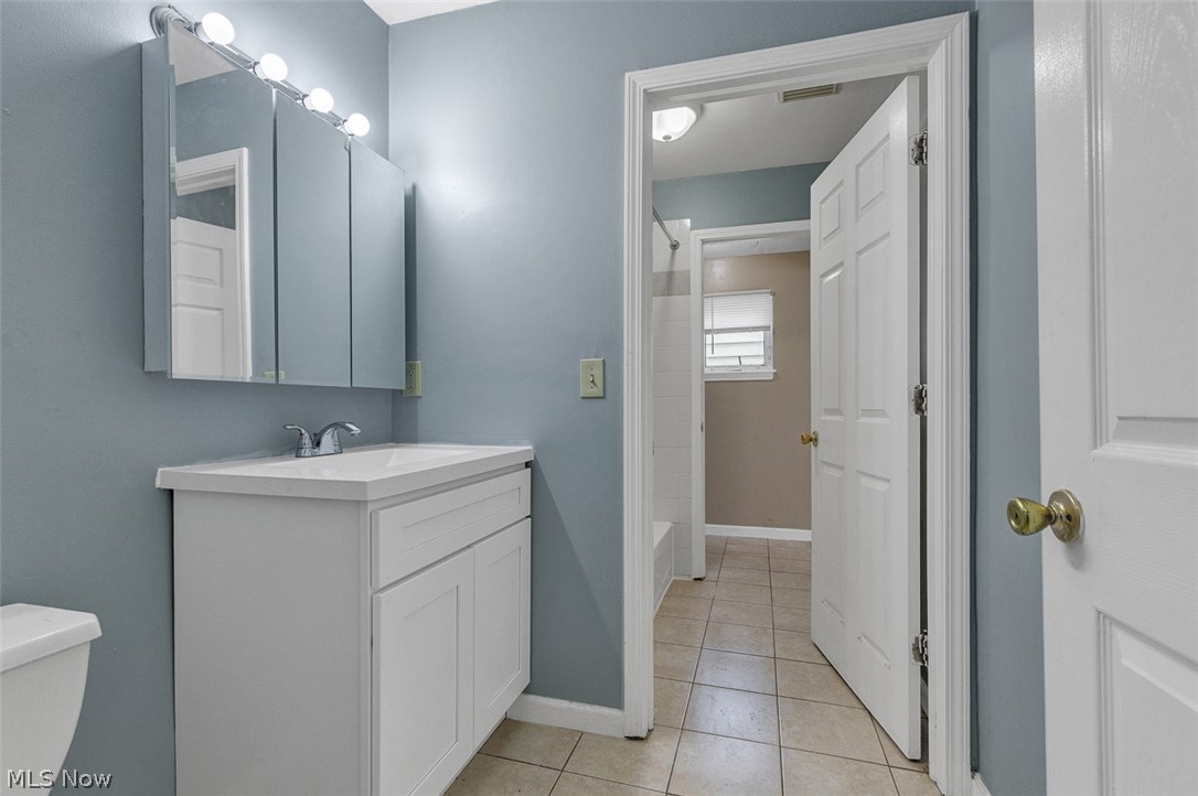5597 South Boulevard Property Photo 19