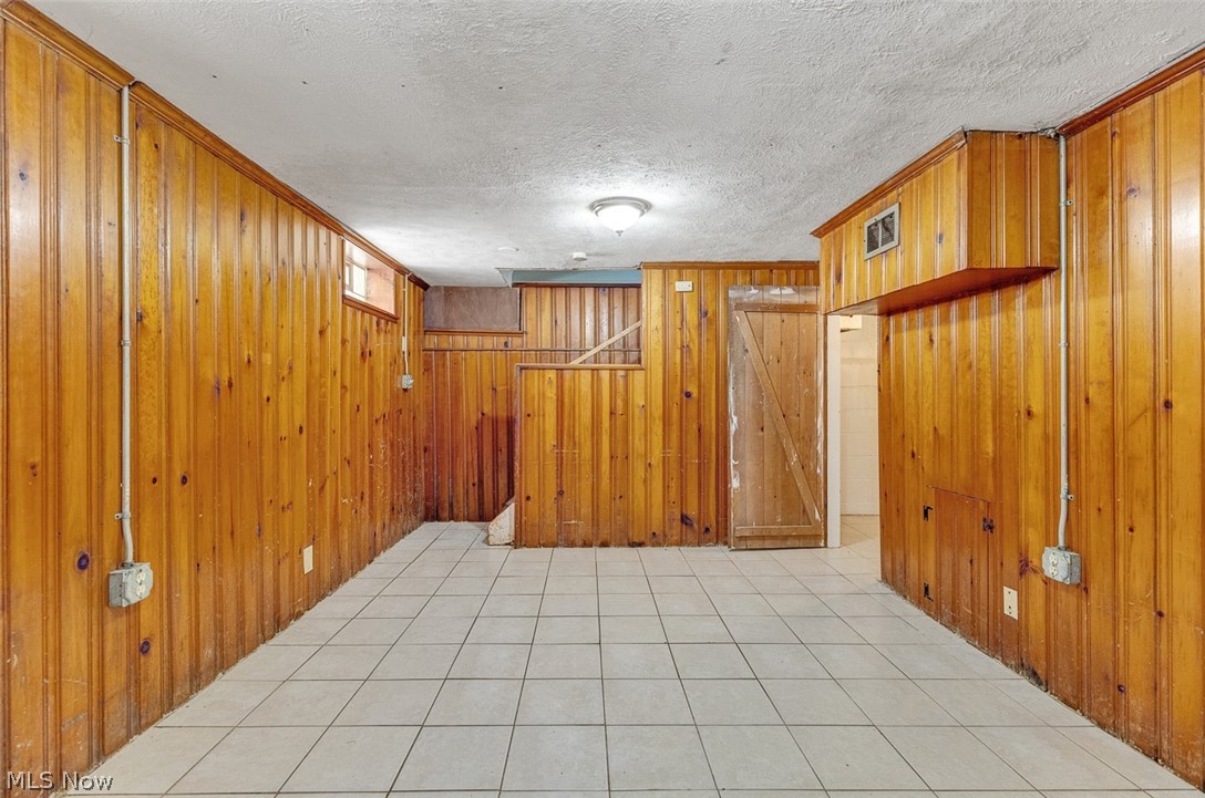 5597 South Boulevard Property Photo 23