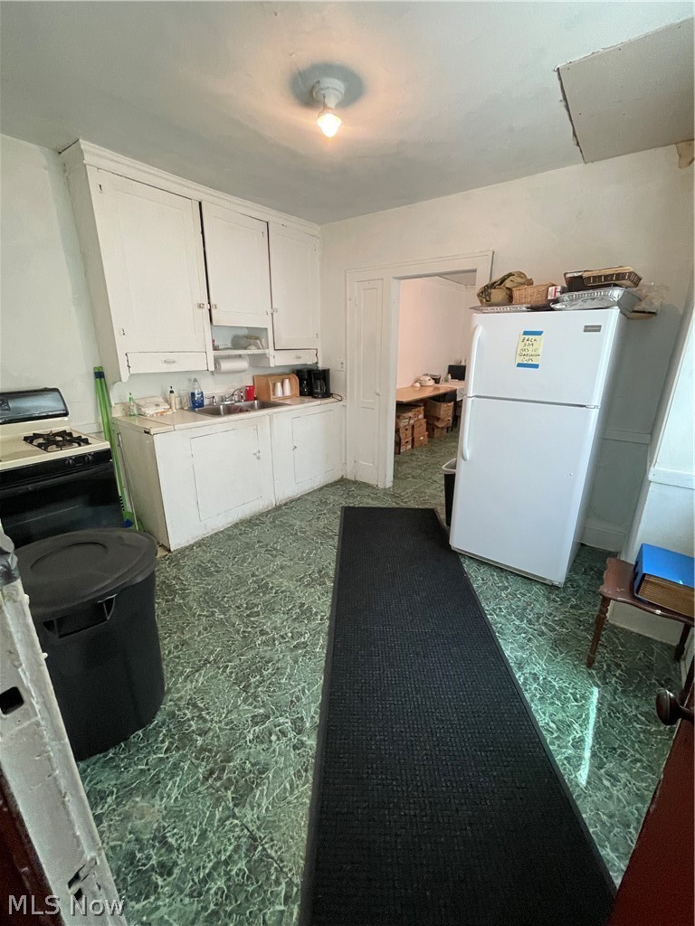 4567 Lee Road Property Photo 10