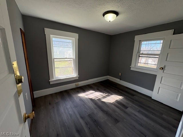 566 Sumner Street Property Photo 8
