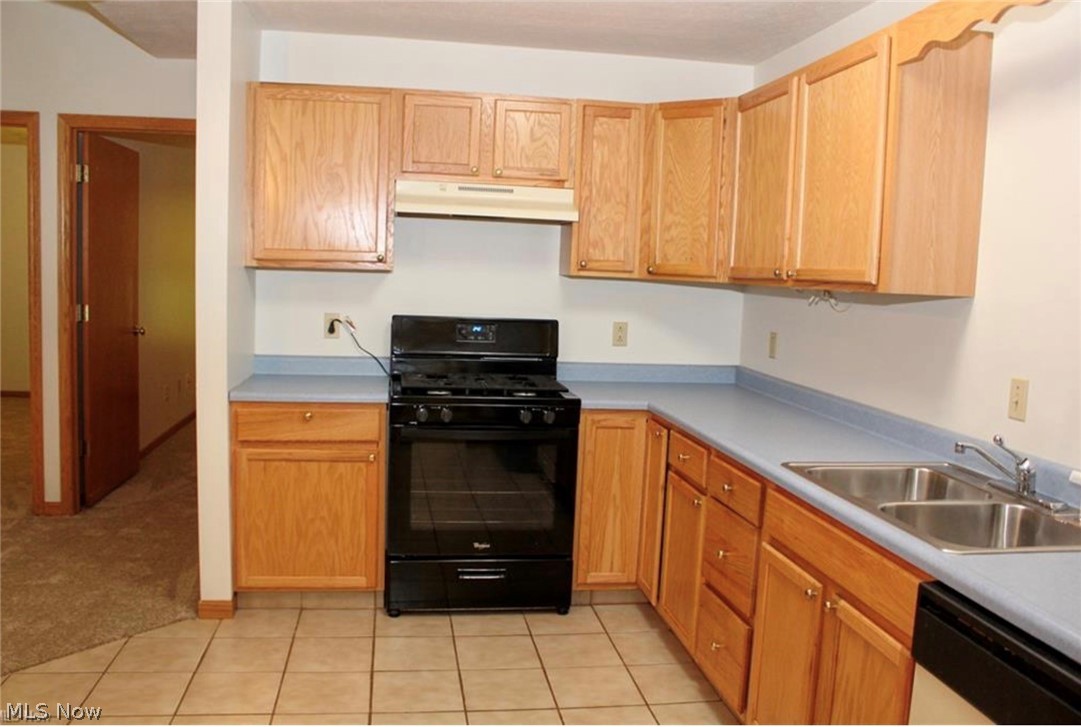 361 Meadowbrook Avenue 3 Property Photo 3