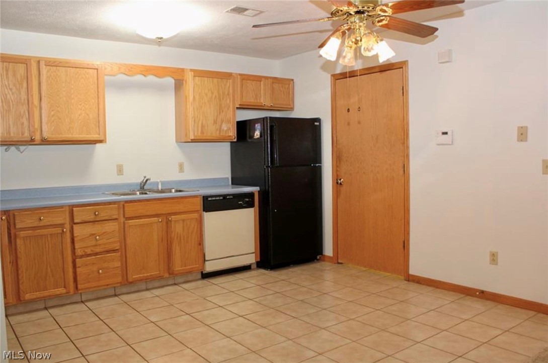 361 Meadowbrook Avenue 3 Property Photo 4