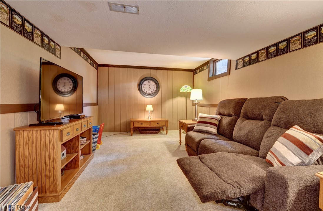 2356 Beechwood Drive Nw Property Photo 27