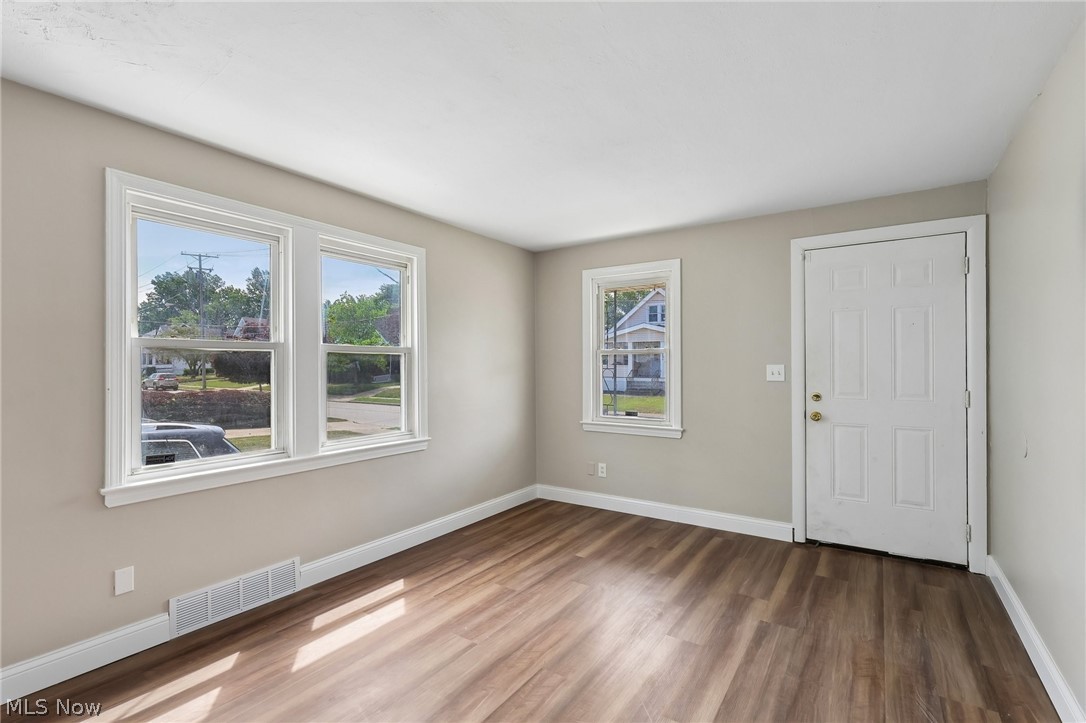 20831 Naumann Avenue Property Photo 4