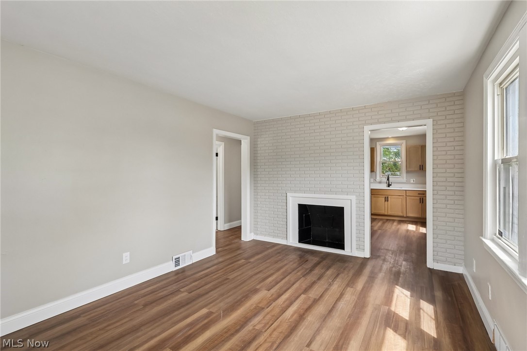 20831 Naumann Avenue Property Photo 7