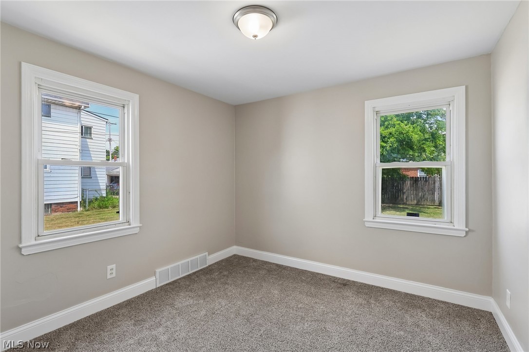 20831 Naumann Avenue Property Photo 17