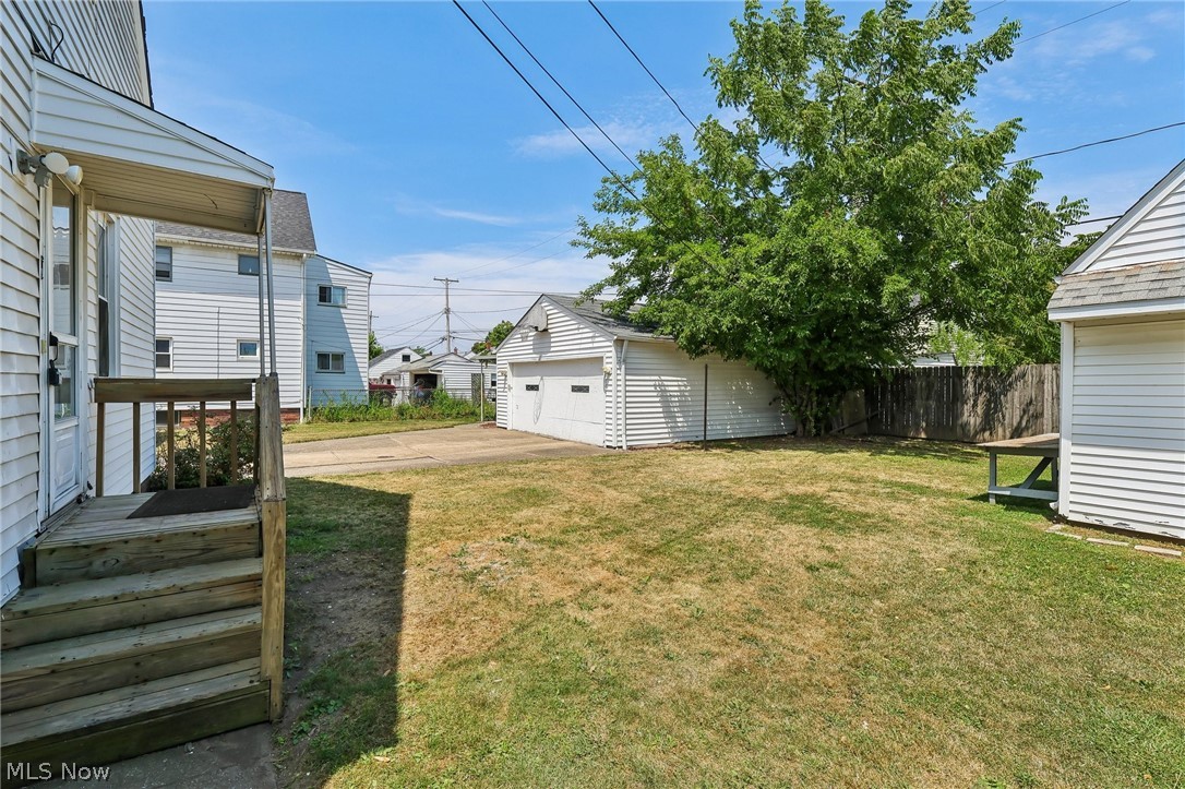 20831 Naumann Avenue Property Photo 33